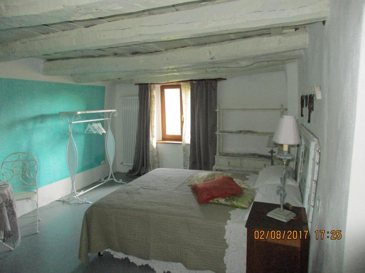 Viandanti, Artisti E Sognatori Bed & Breakfast Comano  Bagian luar foto