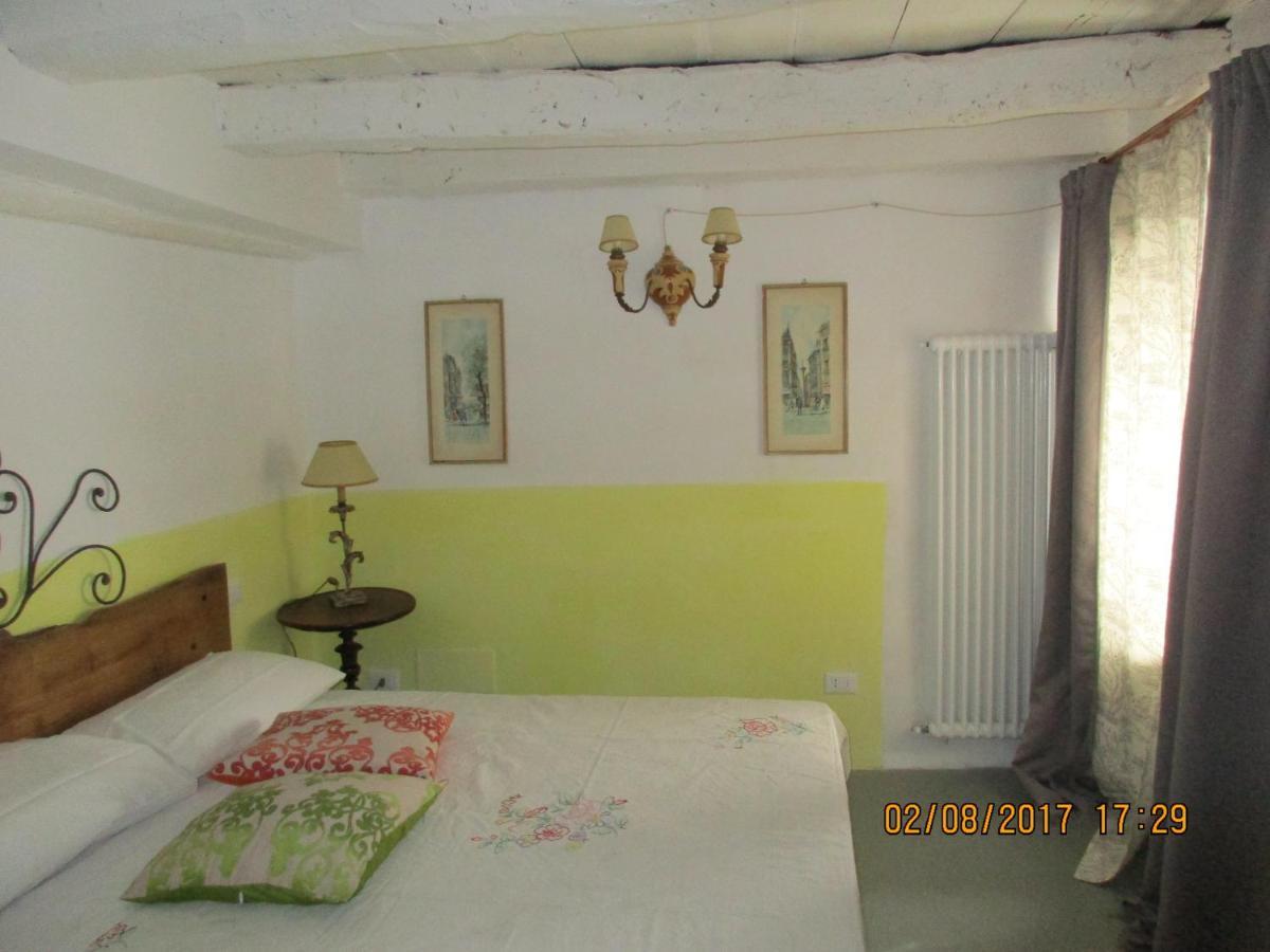 Viandanti, Artisti E Sognatori Bed & Breakfast Comano  Bagian luar foto