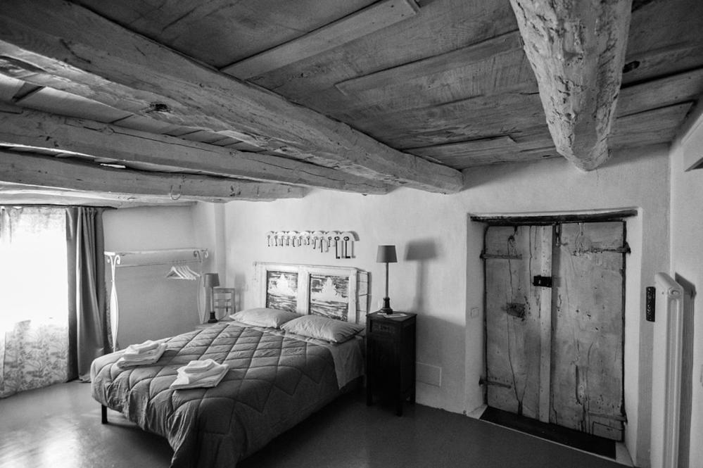 Viandanti, Artisti E Sognatori Bed & Breakfast Comano  Bagian luar foto